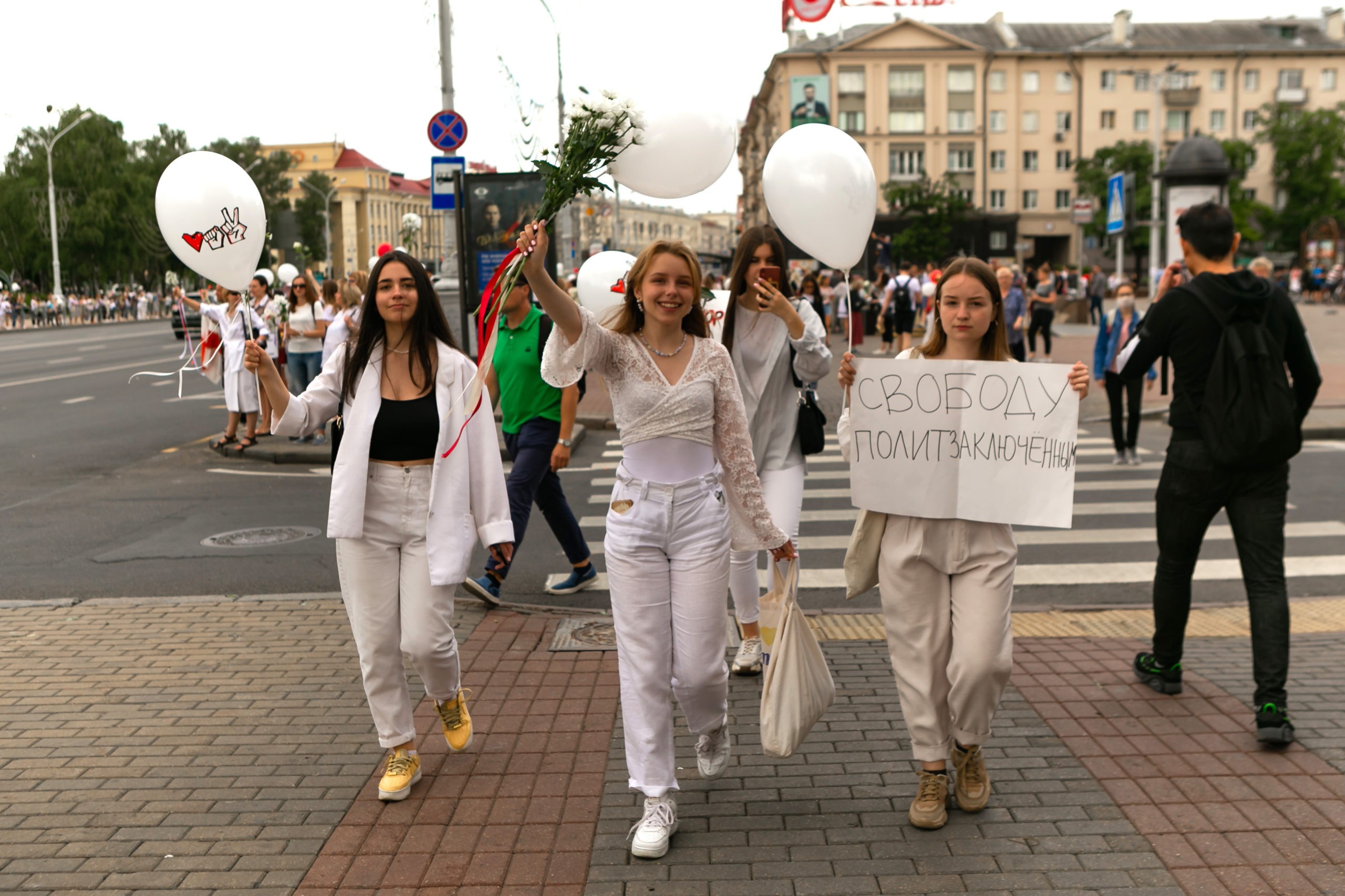 Belarus protests: the role of women and young people - The Progressive Post